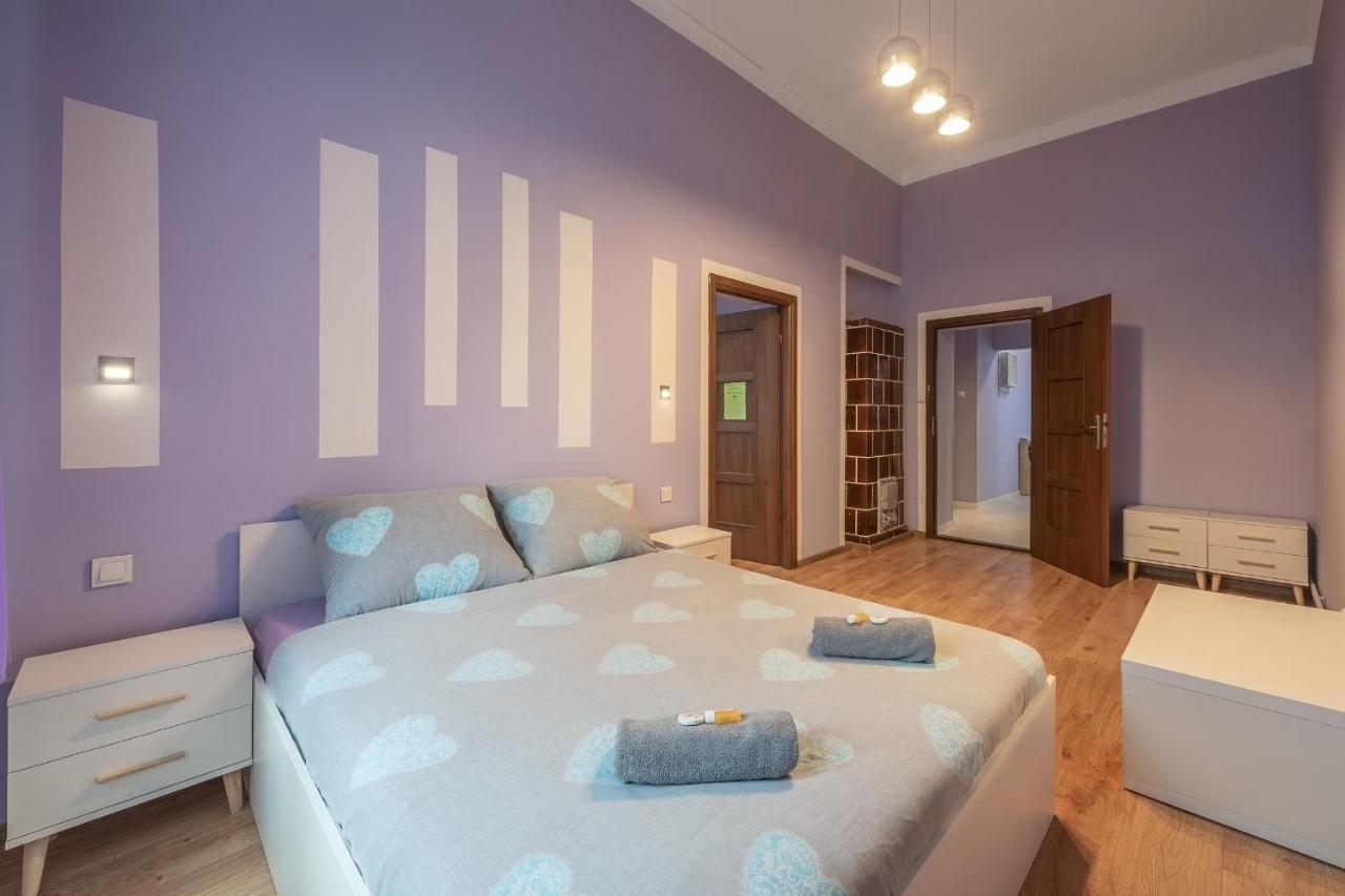 70S Guest Room Краков Экстерьер фото