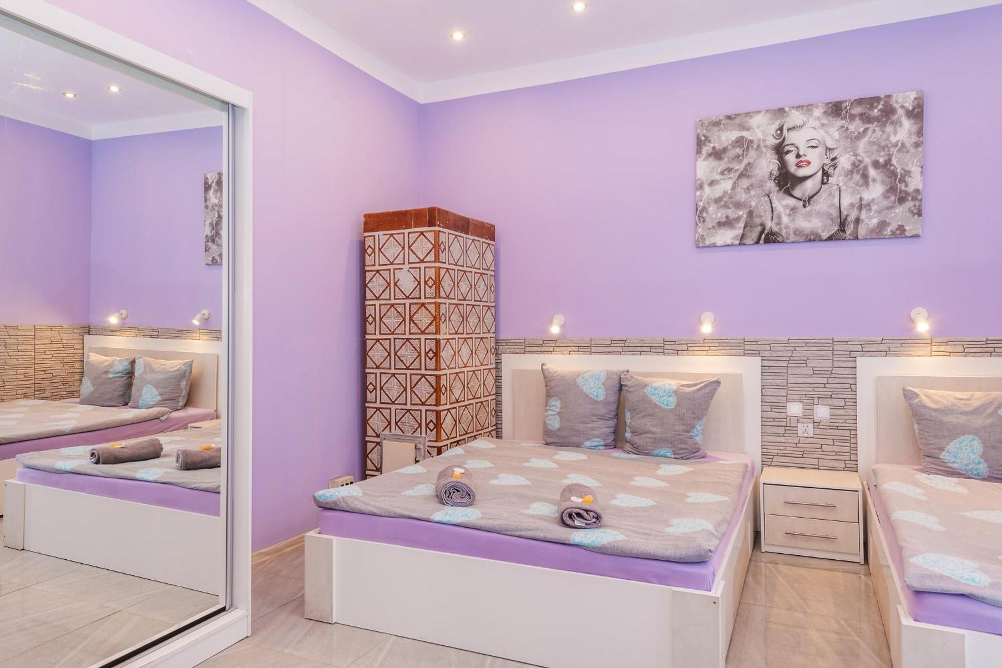 70S Guest Room Краков Экстерьер фото
