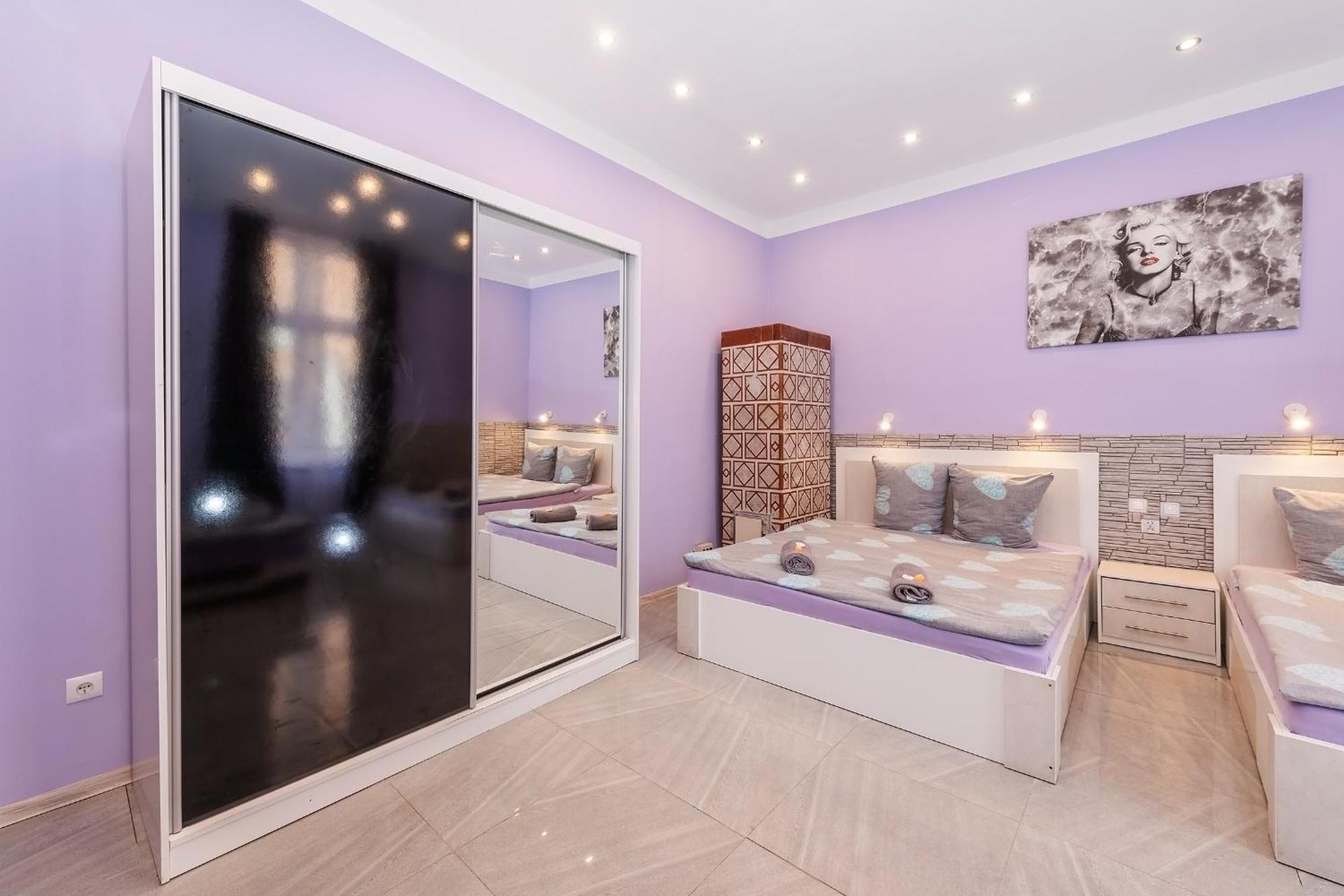 70S Guest Room Краков Экстерьер фото