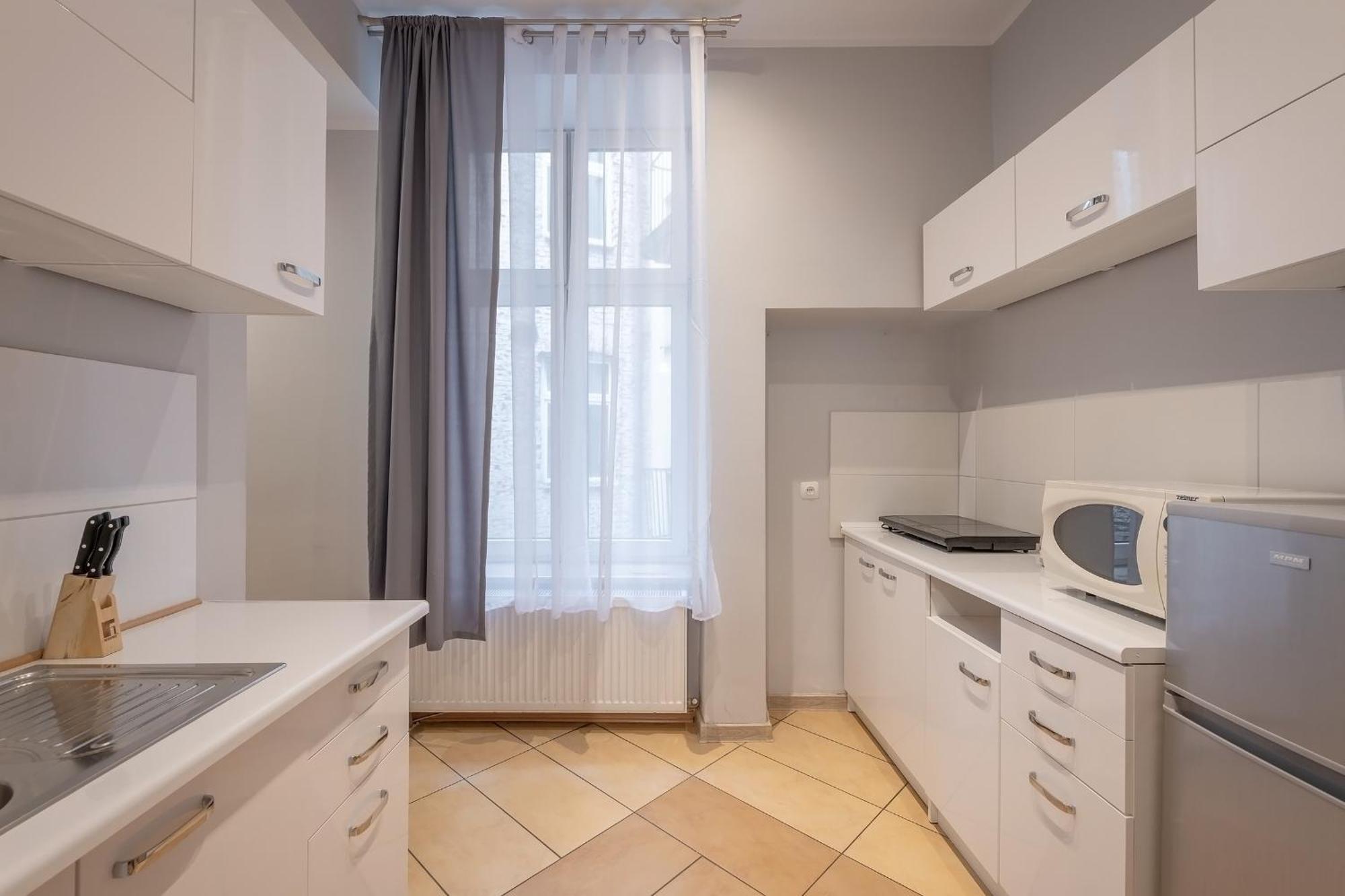 70S Guest Room Краков Экстерьер фото