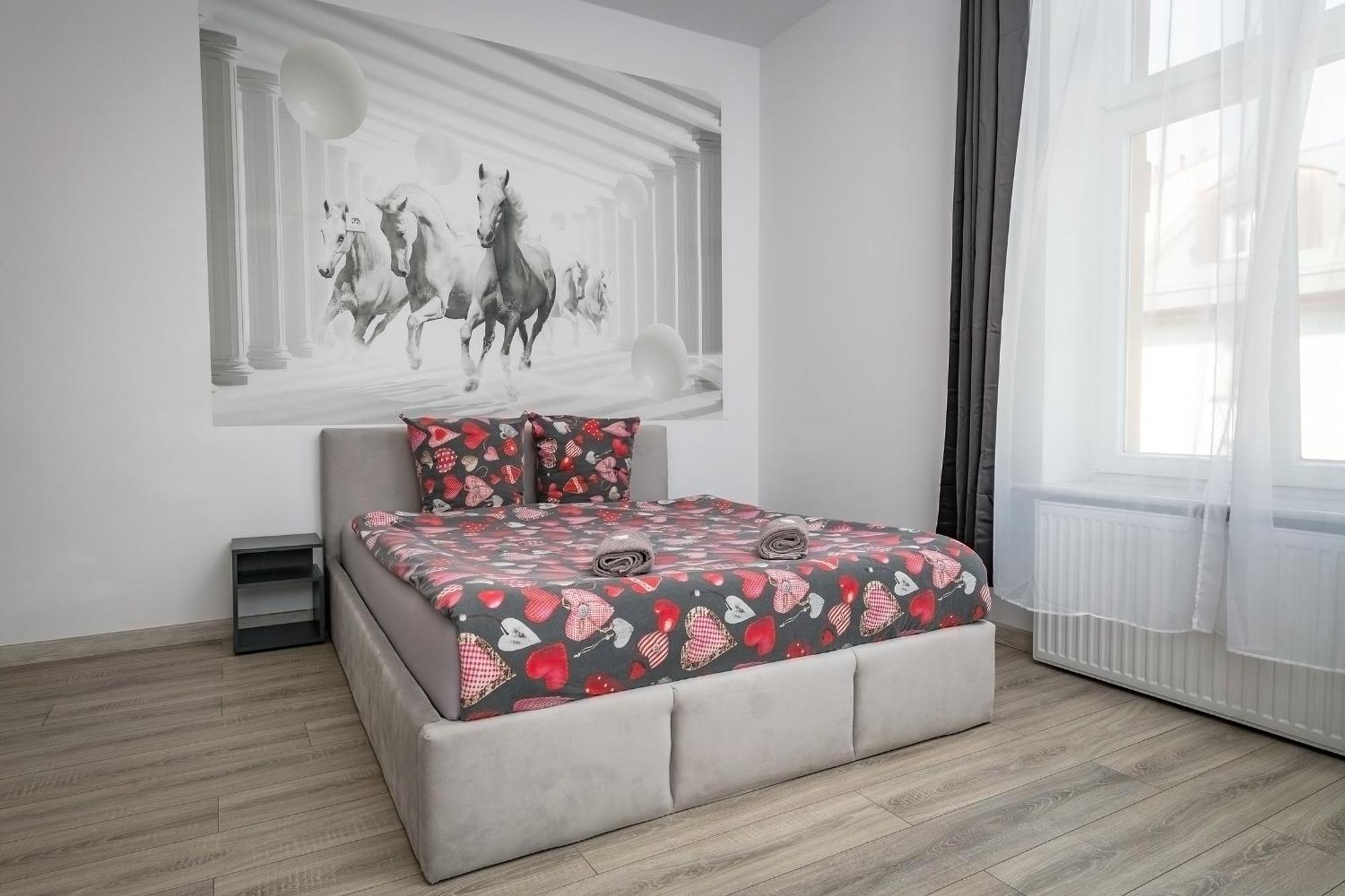 70S Guest Room Краков Экстерьер фото